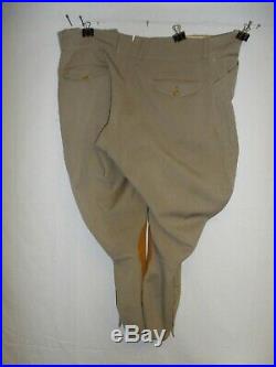 U3B-137 WW 2 US Army 6th Calvary Regiment Chocolate shirt Pink Breeches Lt