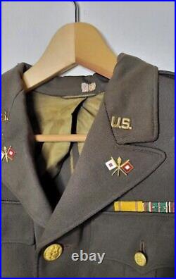 US WWII Officer's Belted Service Coat, 1942, 2nd infantry, 5th Army Signal Corp