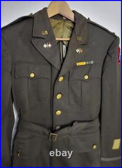 US WWII Officer's Belted Service Coat, 1942, 2nd infantry, 5th Army Signal Corp