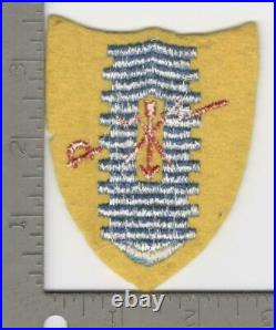 VHTF WW 2 US Army 4th Cavalry Regiment Wool Patch Inv# N1106