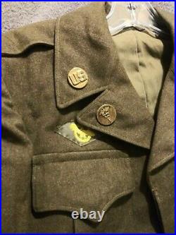WWII Circa US 8th Army Medic Insignia Ruptured Duck USARPAC Patches Cover / Tie