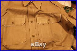 WWII US ARMY 4th INFANTRY DIVISION SHIRT WITH CHARBOURG BASTOGNE IVY LEAF PATCH