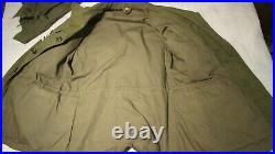 WWII US Army M-1943 Field Jacket (1945 Dated) 9th Infantry Division Patch Hood