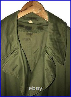 World War II US Army 8th Infantry Division Olive Rain Overcoat Medium Regular